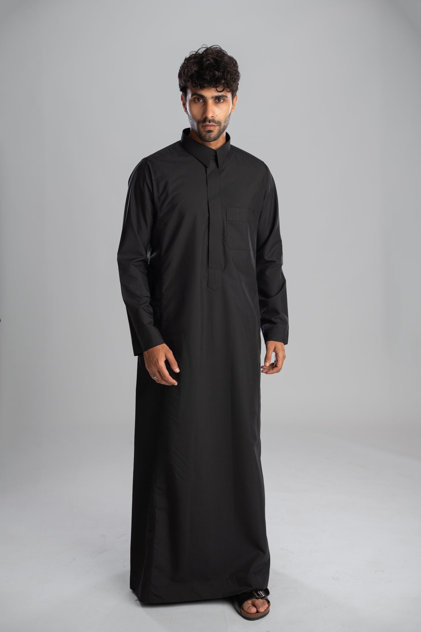 ثوب رجالي سعودي – ثوب قطني كلاسيكي بياقة كاملة - كحلي